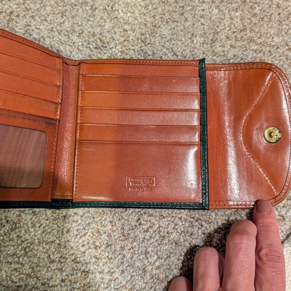 Dooney & Bourke Green and Tan Leather Wallet - Picture 7 of 7